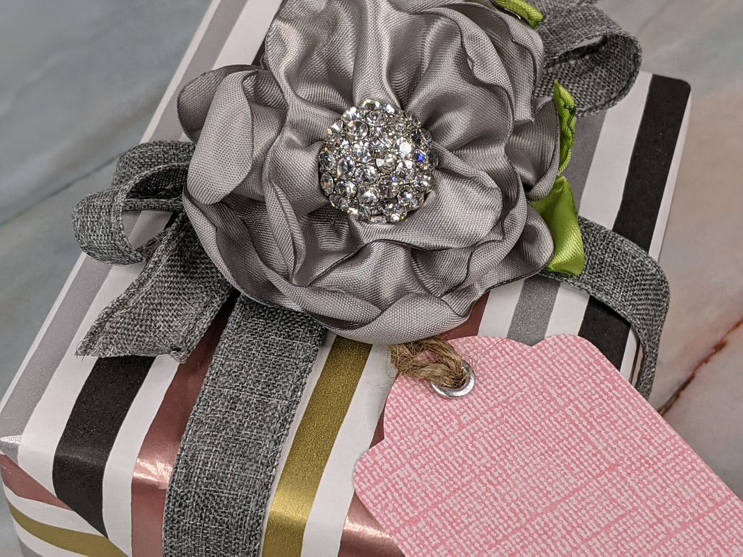 Beautiful Gift Wrapping Tutorial and Subscription Wrapping Boxes