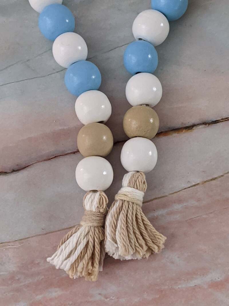 White Natural Blue Garland