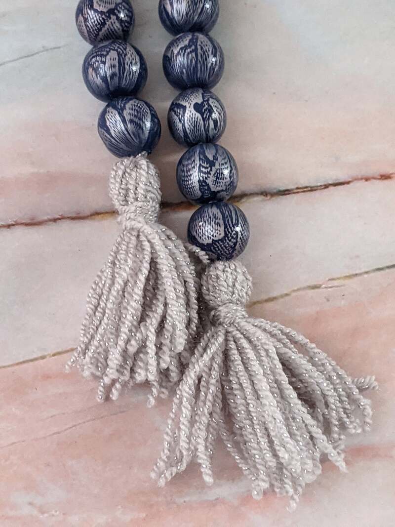 Blue/Silver Beaded Garland