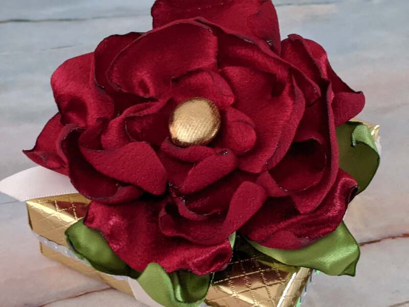 Deluxe Christmas Gifting Box