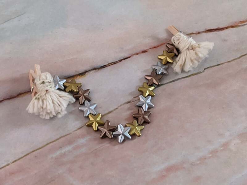 Silver Bronze Gold Star Card Garland