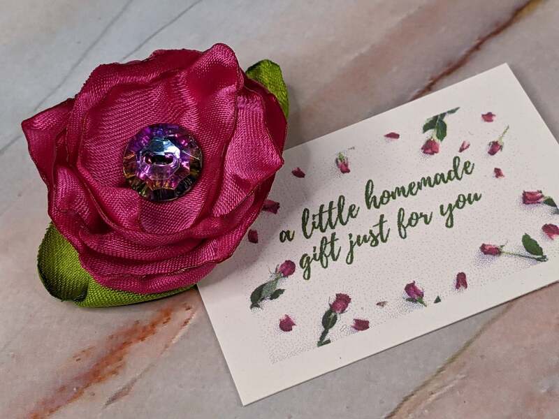 Dark Pink Flower Magnet "Homemade Gift"