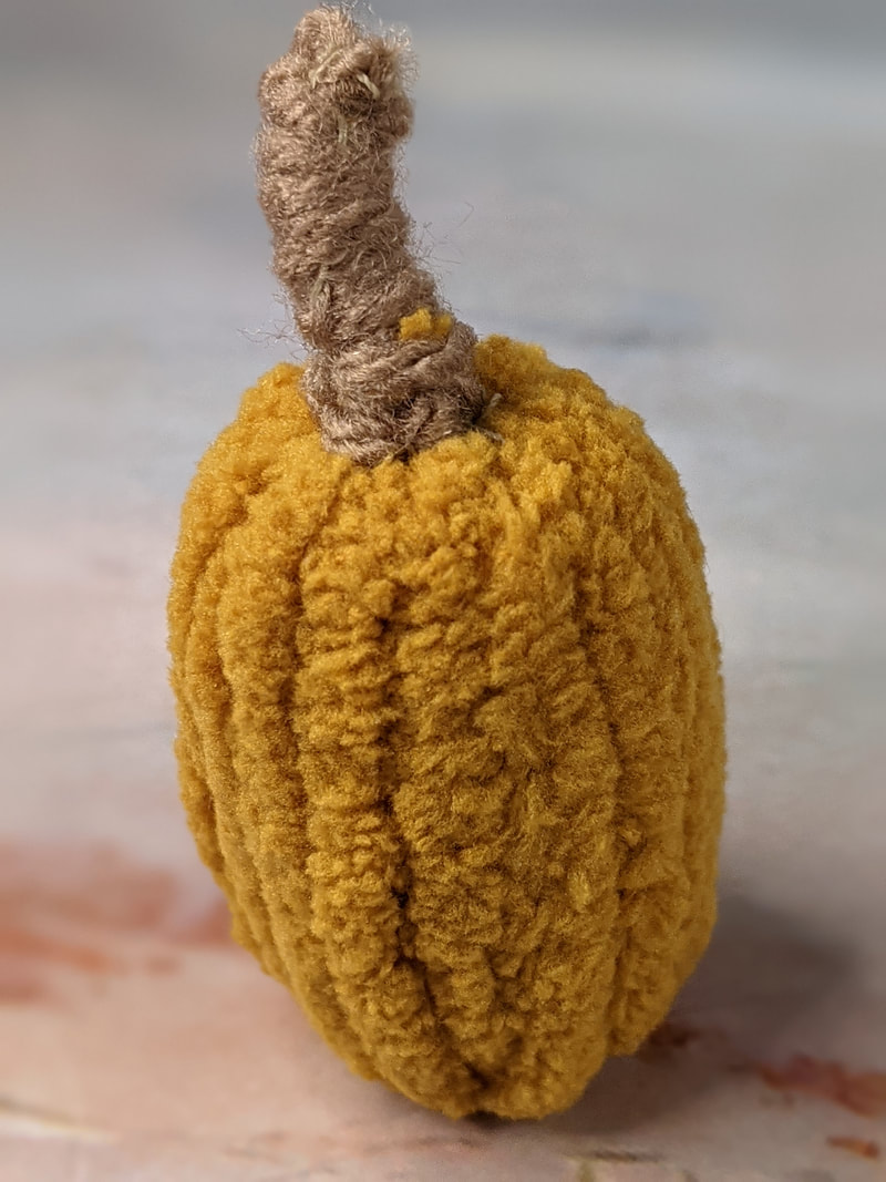 DIY Tall Yarn Pumpkin